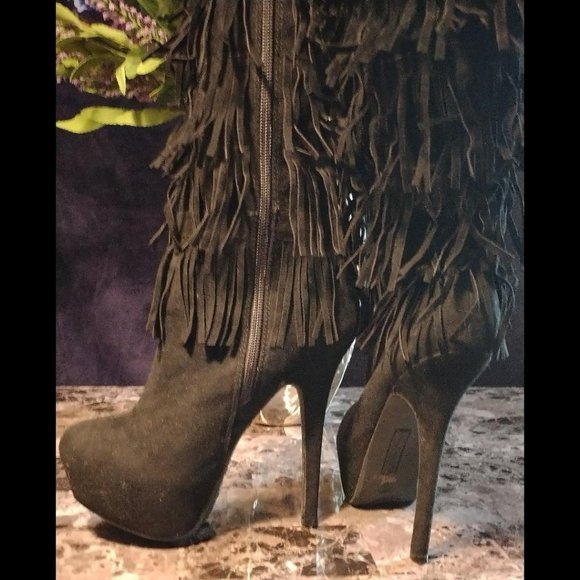 Oscar 16 - Fringe Platform Black High Heel Boots - Picture 3 of 6